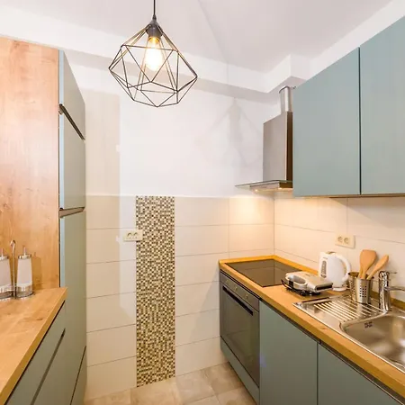 Ema 2Br Apt. In Old Town Centre Zadar Exterior photo