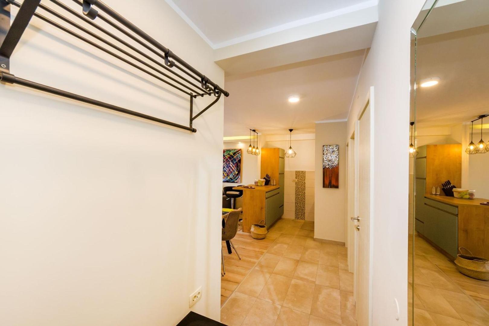 Ema 2br Apt. In Old Town Centre Zadar