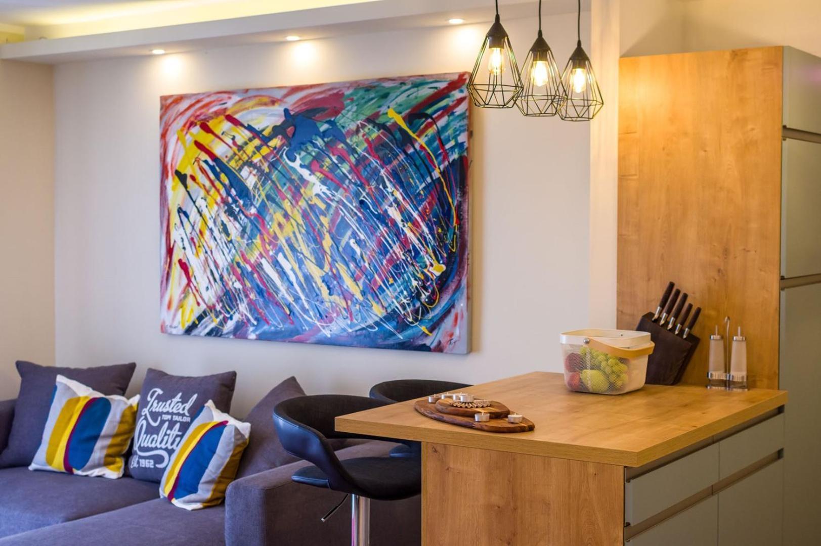 Ema 2br Apt. In Old Town Centre Zára